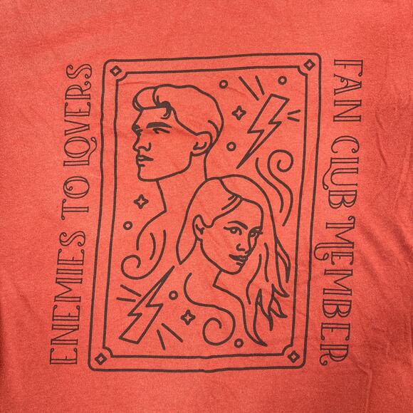 Enemies to Lovers Fan Club T-Shirt Sz XL Red w/Gray Graphic Romance Book-Tok Tee - Picture 2 of 6